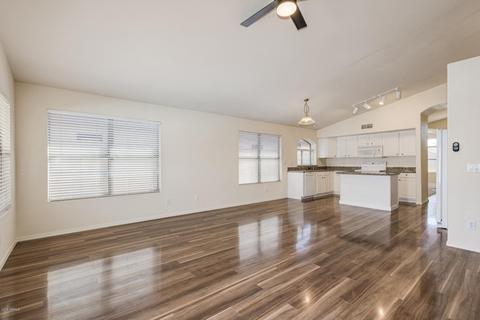 4330 E Abraham Ln, Phoenix, AZ 85050 photo 8