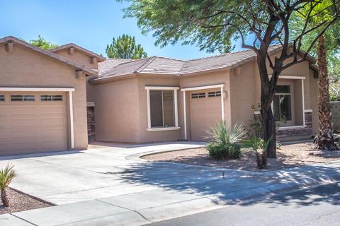 897 E Julian Dr, Gilbert, AZ 85295 photo 2