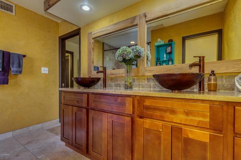 729 E Tuckey Ln, Phoenix, AZ 85014 photo 19