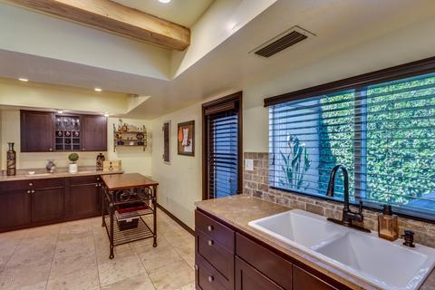 729 E Tuckey Ln, Phoenix, AZ 85014 photo 14
