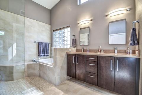 568 E Constitution Dr, Gilbert, AZ 85296 photo 17