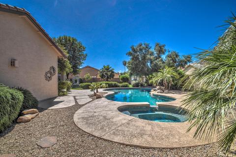 568 E Constitution Dr, Gilbert, AZ 85296 photo 2