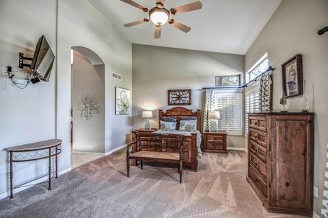 568 E Constitution Dr, Gilbert, AZ 85296 photo 16
