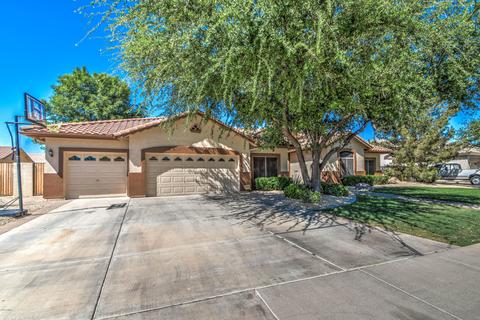 568 E Constitution Dr, Gilbert, AZ 85296 photo 1