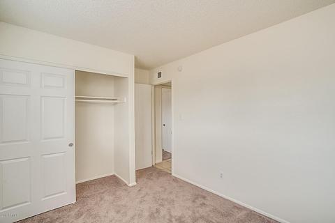 3205 E Claire Dr, Phoenix, AZ 85032 photo 9