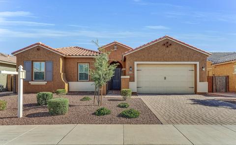 1135 E Kingbird Dr, Gilbert, AZ 85297 photo 1
