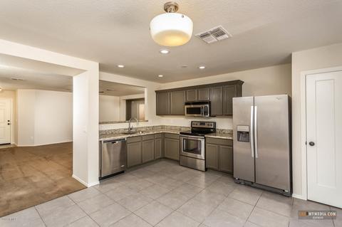 3026 W Roberta Dr, Phoenix, AZ 85083 photo 3