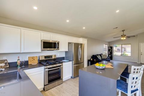 830 E Monona Dr, Phoenix, AZ 85024 photo 2