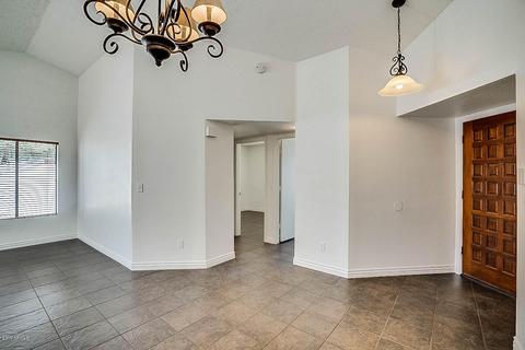 3202 E Siesta Ln, Phoenix, AZ 85050 photo 12