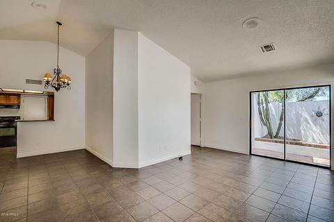 3202 E Siesta Ln, Phoenix, AZ 85050 photo 8
