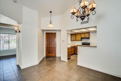 3202 E Siesta Ln, Phoenix, AZ 85050 photo 11