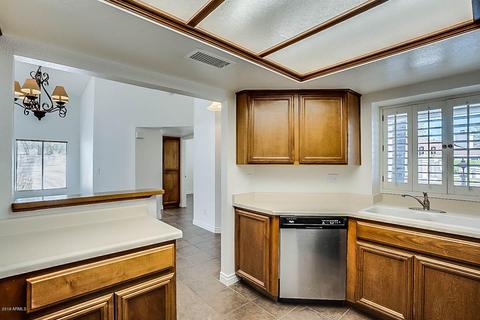 3202 E Siesta Ln, Phoenix, AZ 85050 photo 3