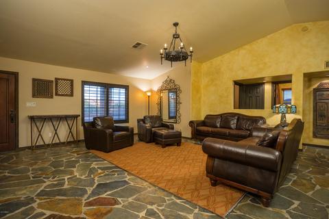 925 E Joy Ranch Rd, Phoenix, AZ 85086 photo 5