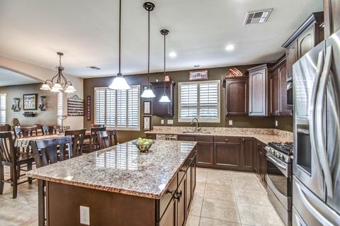 4248 Expedition Way, Phoenix, AZ 85050 photo 3