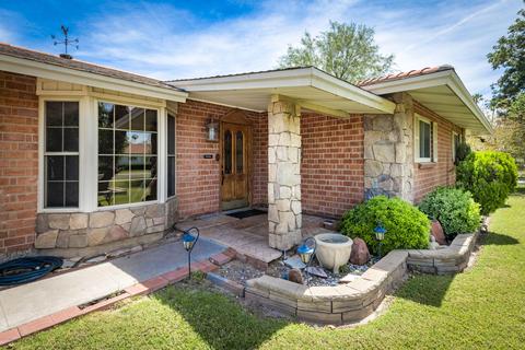 4168 E Medlock Dr, Phoenix, AZ 85018 photo 5