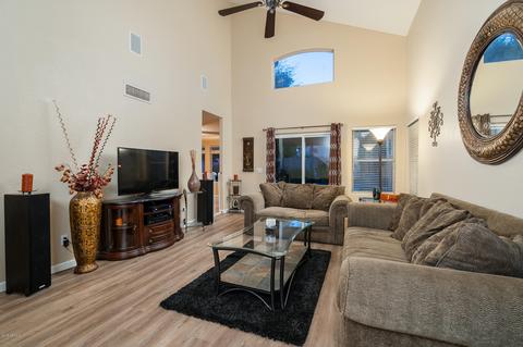 3926 E Kimberly Way, Phoenix, AZ 85050 photo 4