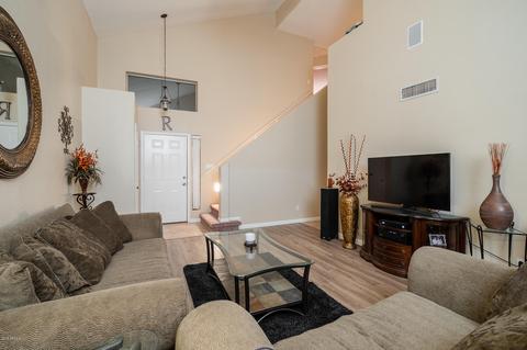 3926 E Kimberly Way, Phoenix, AZ 85050 photo 5
