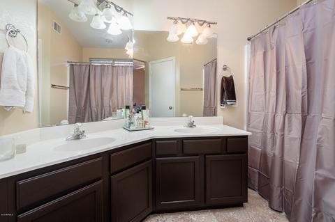 3926 E Kimberly Way, Phoenix, AZ 85050 photo 13