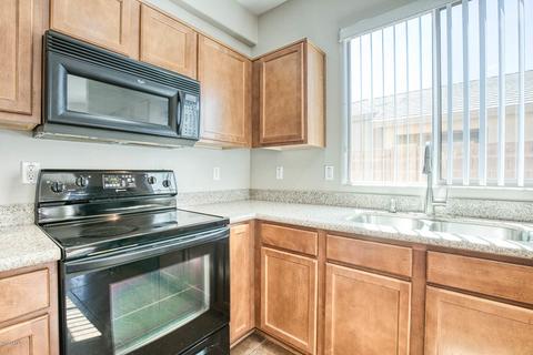 1424 E Arrowhead Trl, Gilbert, AZ 85297 photo 6