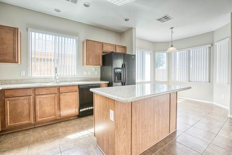 1424 E Arrowhead Trl, Gilbert, AZ 85297 photo 4