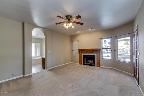 947 S Lagoon Dr, Gilbert, AZ 85233 photo 12