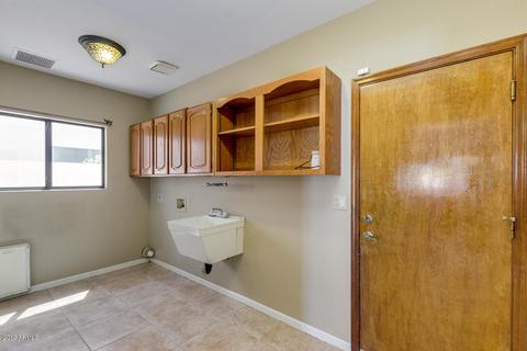 947 S Lagoon Dr, Gilbert, AZ 85233 photo 11