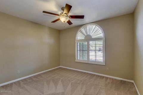 947 S Lagoon Dr, Gilbert, AZ 85233 photo 16