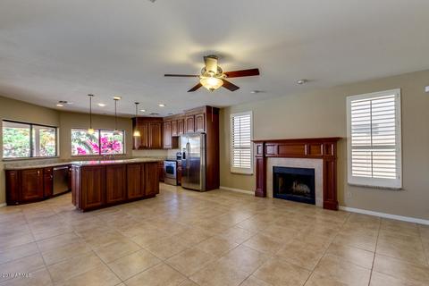 947 S Lagoon Dr, Gilbert, AZ 85233 photo 7