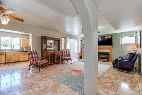 562 W Spur Ave, Gilbert, AZ 85233 photo 15