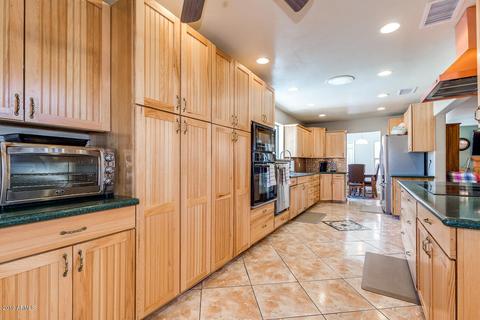 562 W Spur Ave, Gilbert, AZ 85233 photo 20