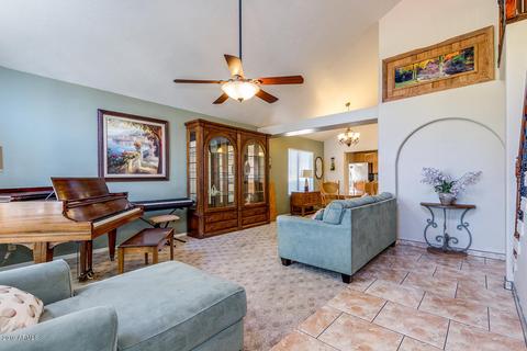 562 W Spur Ave, Gilbert, AZ 85233 photo 9