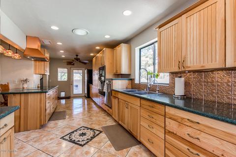 562 W Spur Ave, Gilbert, AZ 85233 photo 22
