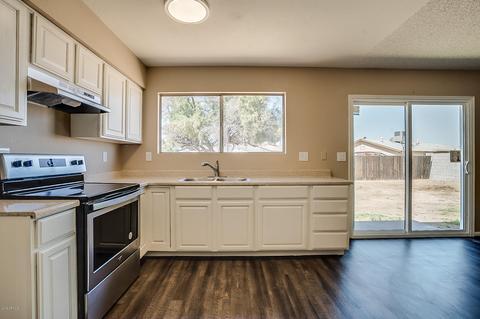 4636 E Apollo Rd, Phoenix, AZ 85042 photo 7