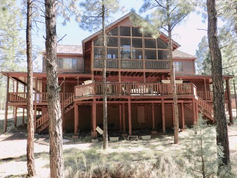 2860 Chandelle Ln, Overgaard, AZ 85933