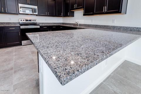 258 N 69 Pl, Mesa, AZ 85207 photo 2