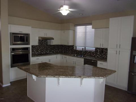 641 W Johnson Dr, Gilbert, AZ 85233 photo 8