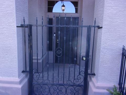 641 W Johnson Dr, Gilbert, AZ 85233 photo 4