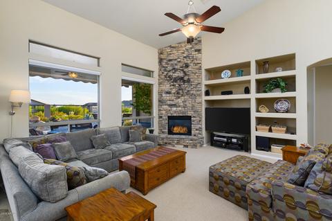 7655 E Torrey Point Cir, Mesa, AZ 85207 photo 10