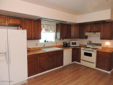 260 W 23rd Ave, Apache Junction, AZ 85120 photo 3