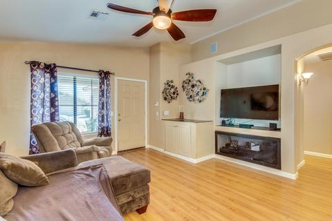 3226 E Blackhawk Dr, Phoenix, AZ 85050 photo 4