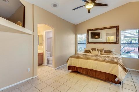 3226 E Blackhawk Dr, Phoenix, AZ 85050 photo 13