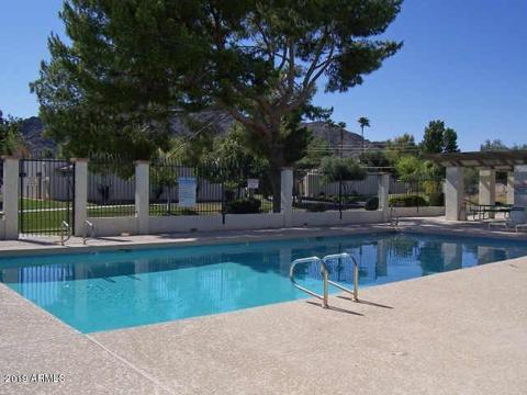 914 E Cochise Dr, Phoenix, AZ 85020 photo 2