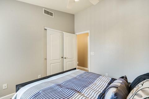 3825 E Irma Ln, Phoenix, AZ 85050 photo 14