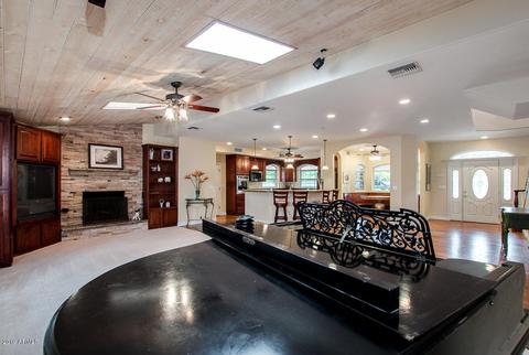 219 W Harmont Dr, Phoenix, AZ 85021 photo 9