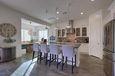 2455 E Tomahawk Dr, Gilbert, AZ 85298 photo 8