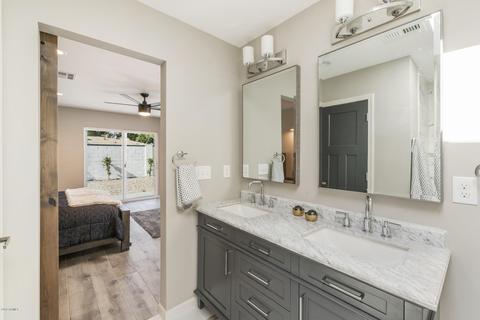 2940 E Avalon Dr, Phoenix, AZ 85016 photo 13