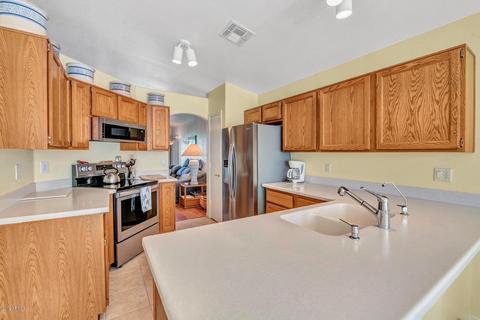 3352 E Kelton Ln, Phoenix, AZ 85032 photo 8