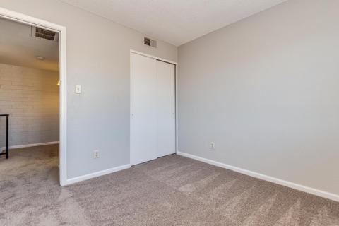 4622 E Southgate Ave, Phoenix, AZ 85040 photo 12