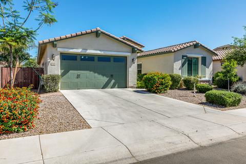2748 E Rakestraw Ln, Gilbert, AZ 85298 photo 4