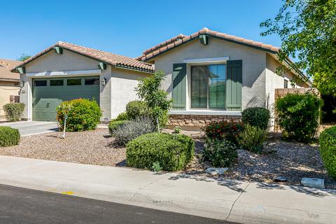 2748 E Rakestraw Ln, Gilbert, AZ 85298 photo 3